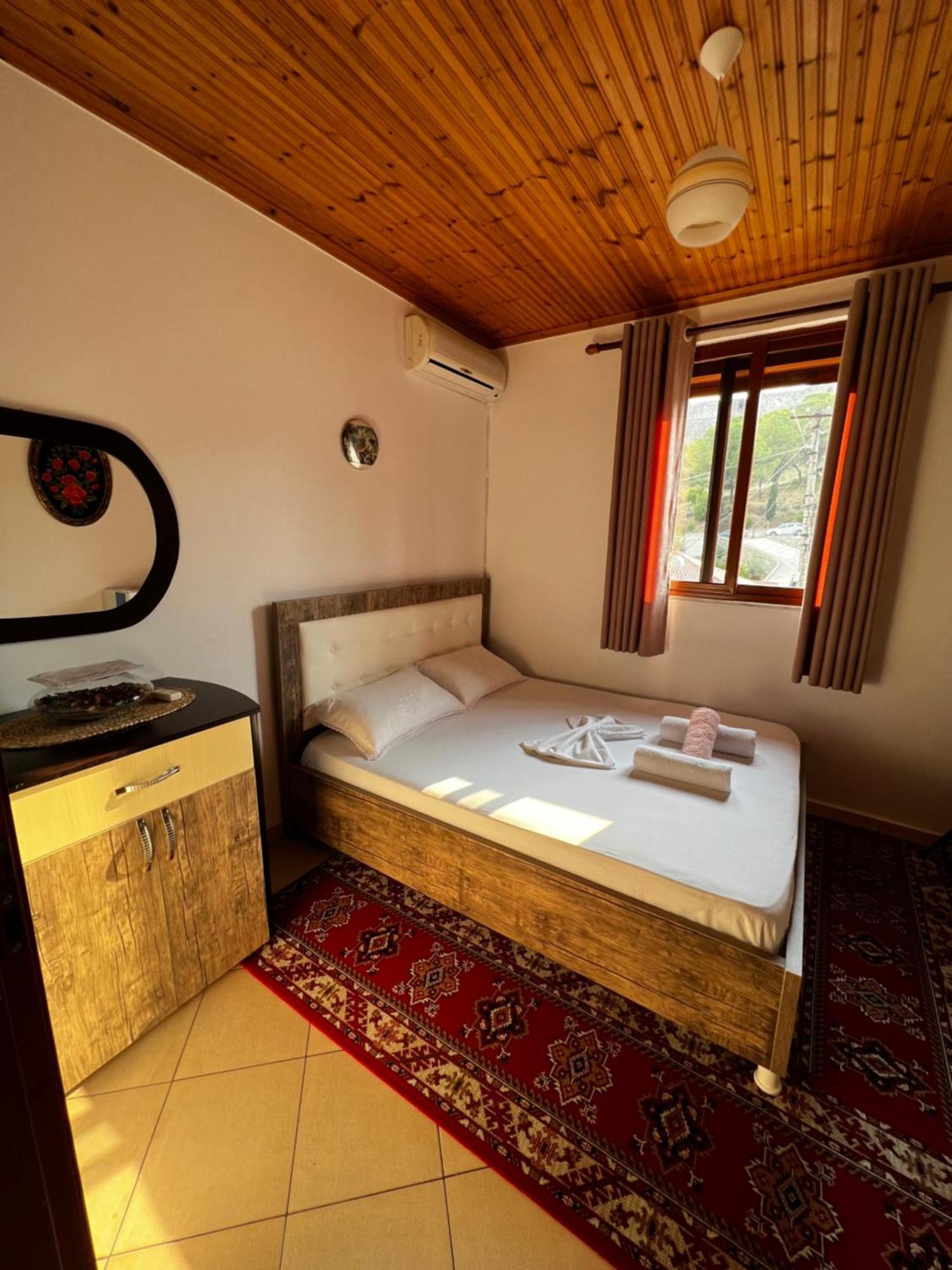 Guesthouse Emiljano Berat Exterior foto