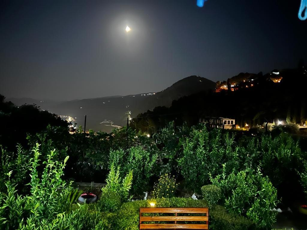 Guesthouse Emiljano Berat Exterior foto