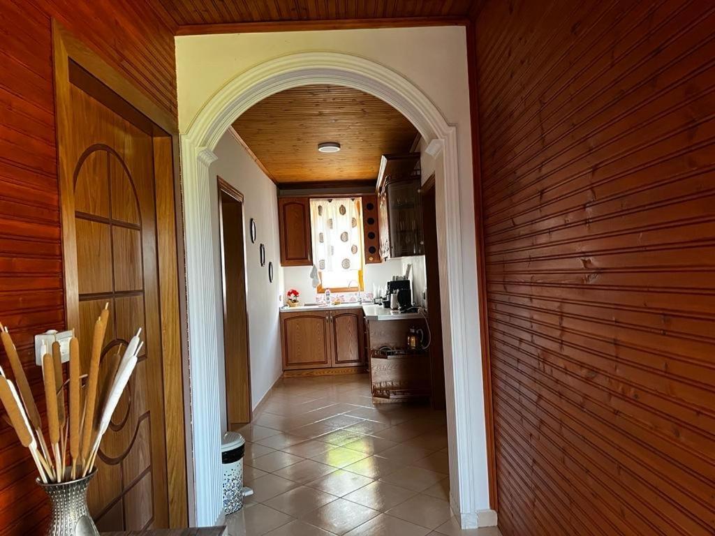 Guesthouse Emiljano Berat Exterior foto