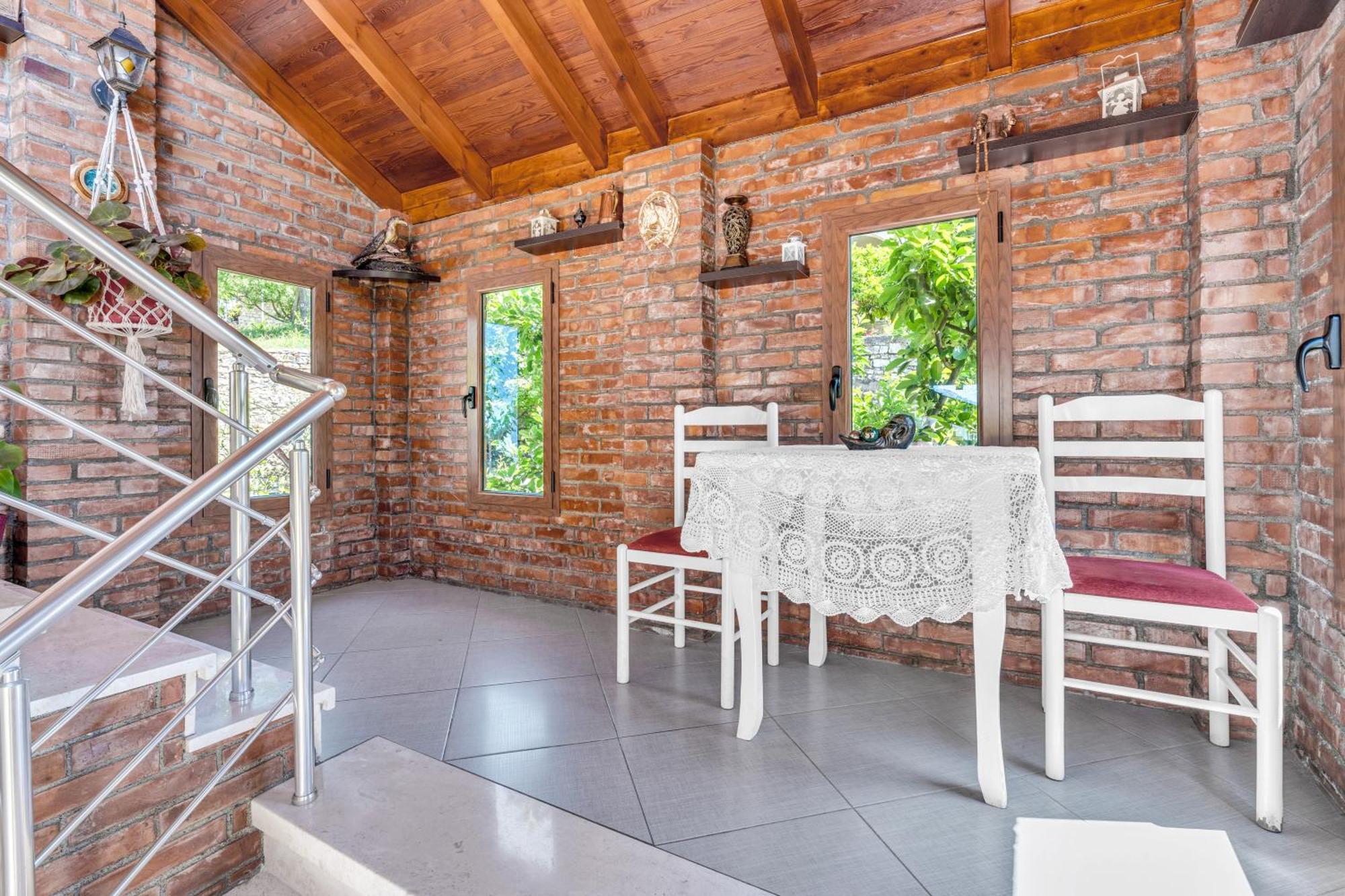 Guesthouse Emiljano Berat Exterior foto